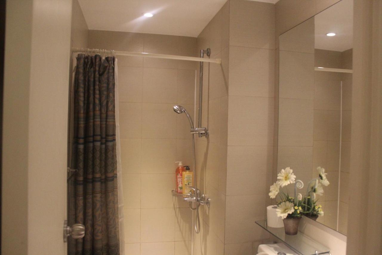 Azure Urban Resort A4 Near Airport Mall With Wavepool Paranaque City Luaran gambar